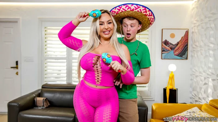 Callie Brooks - Stepmom Plays With My Maraca - MyPervyFamily.com - 1440p