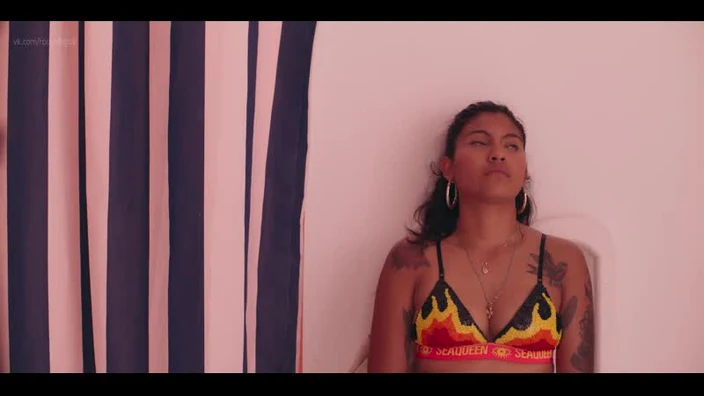 Lucia Uribe, Tessa Ia, Coty Camacho, Barbara Lopez, Darlene Rosas - Unstoppable (Desenfrenadas) s01e05 (2020) / Лусия Урибе
