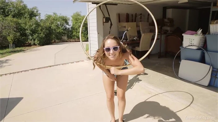 Remy LaCroix - Hula Whore