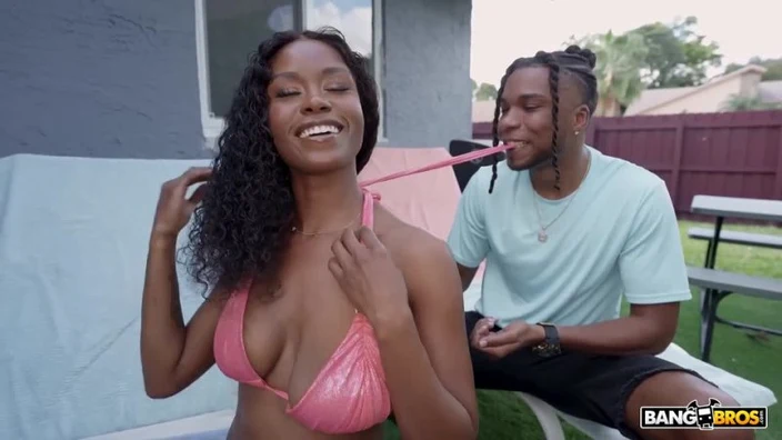 Jezabel Vessir - Hot Neighbor Wants Anal (BigTitCreamPie)