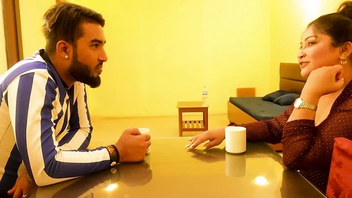 Desi pareja ama folland