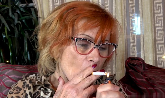 ПОРНО ЕЙ 75 БАБКА СОВЕРШАЕТ РАЗВРАТ porn sex gilf granny Petra Karoline