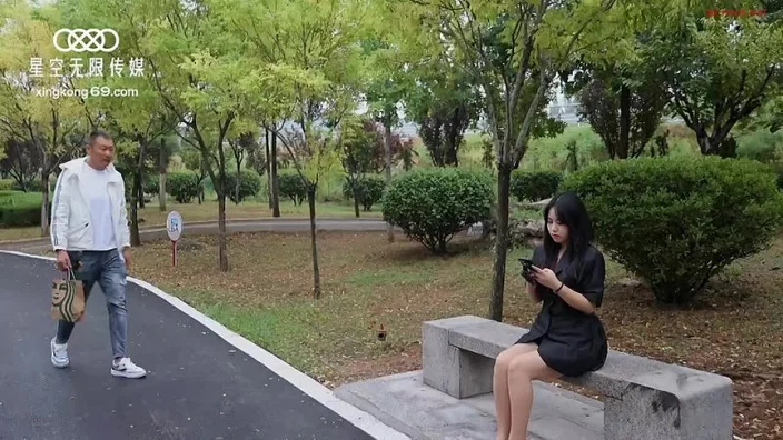 XKTC 003 The school flower goddess aids dating. She is a prostitute