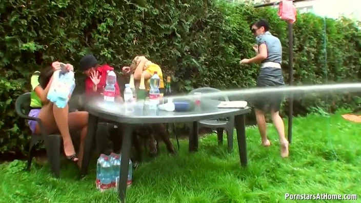 gabrielle gucci & Leony Aprill, Jenna Lovely, Valentina Ross - Backyard Bangers Part 1