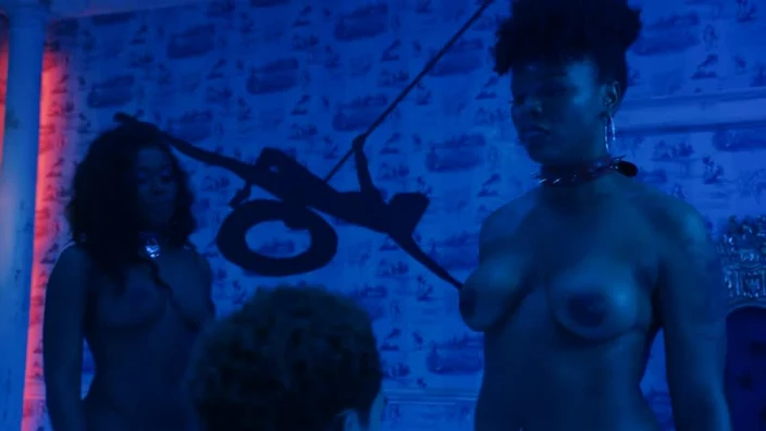 Брэнди Эванс , Эларика Джонсон , Шеннон Торнтон - Долина соблазна / Brandee Evans , Elarica Johnson , Shannon Thornton - P-Valle
