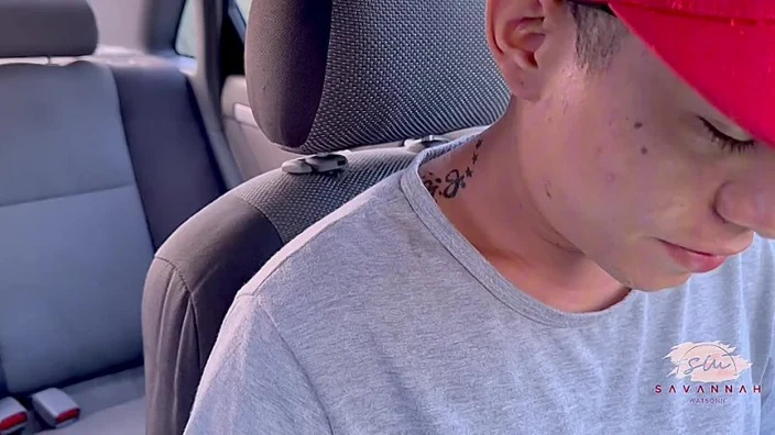 Sex in the Car with Uber Driver and I Give him my Panties -savannah Watson