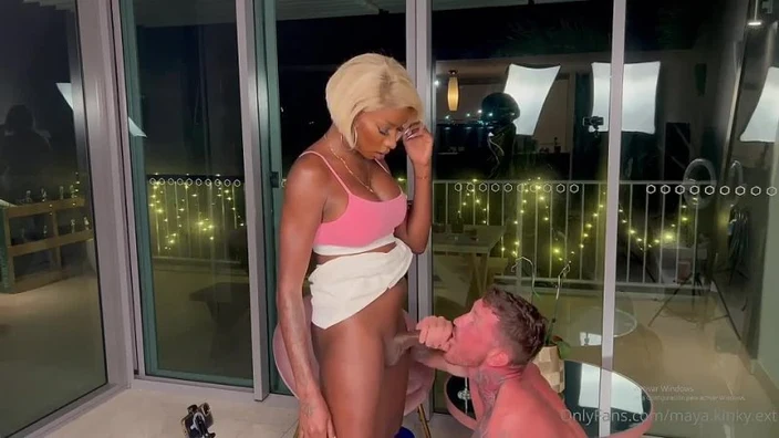 Maya fucks