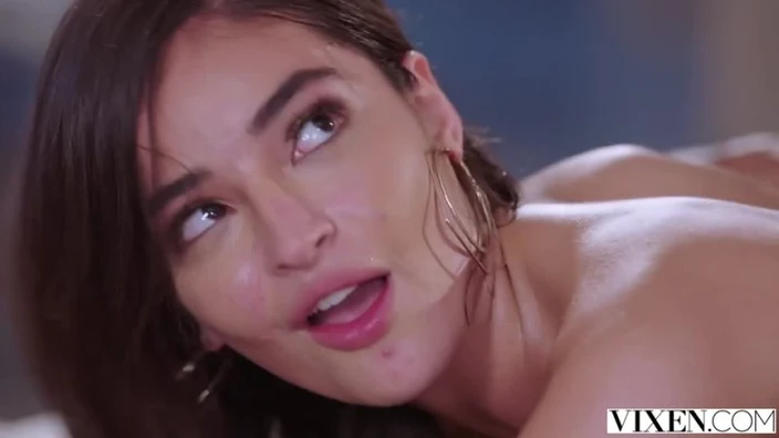 Emily Willis and Scarlit Scandal
