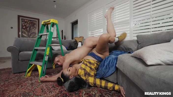 Reality?kings :- Sucks and Ladders Starring: Ashlyn Peaks, Johnny Love