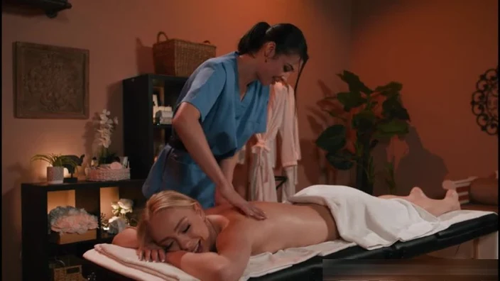 Lesbians Massage