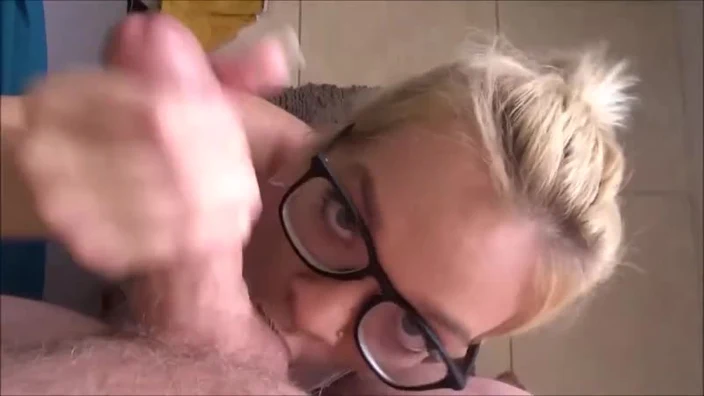 Ayda Swinger в хардкорной гонзо сцене порно порнуха девственица