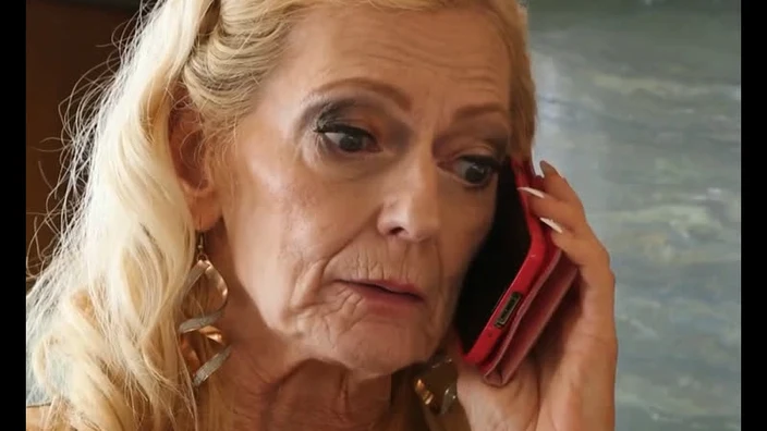 ПОРНО ЕЙ 68 ДЕЛОВАЯ СТАРУШКА ЛЮБИТ ПОЕБАТЬСЯ porn sex granny gilf Layla Rose