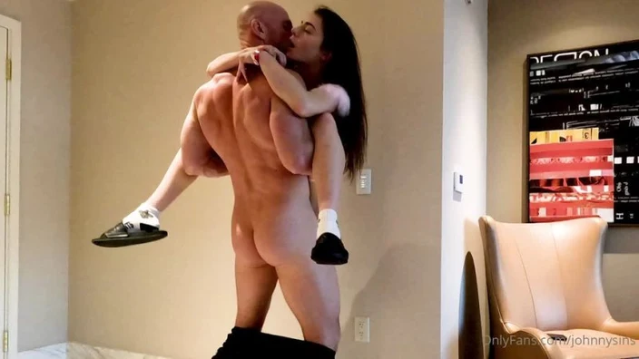 OnlyFans Kylie Quinn - PPV - Kylie Quinn And Johnny Sins Blowjob, Brunette, Cowgirl, Creampie, Gonzo, Hardcore