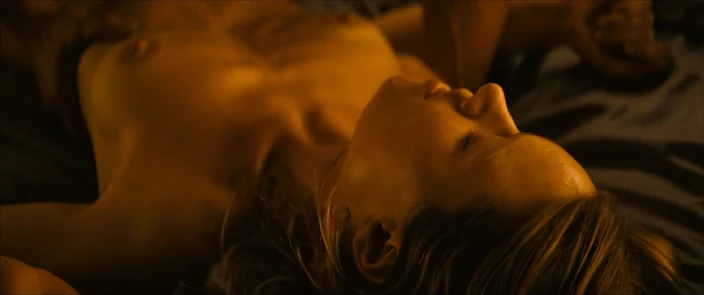 Камилль Роу - Глубокое влияние / Camille Rowe - Sous Emprise ( 2022 )
