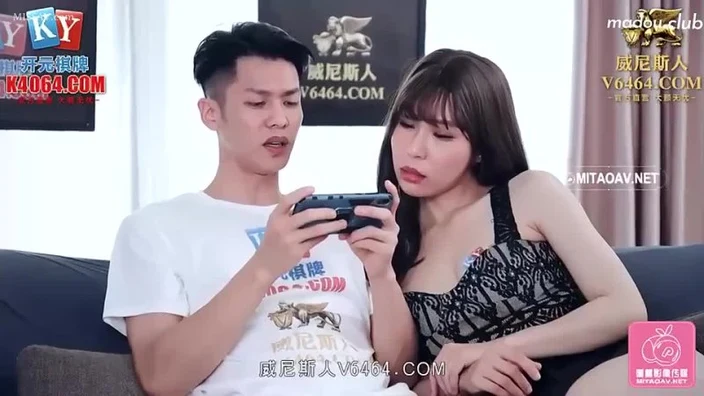 PME048 The orgasmic pleasure of having an affair with my uncle on a business trip in private ? Xuefei