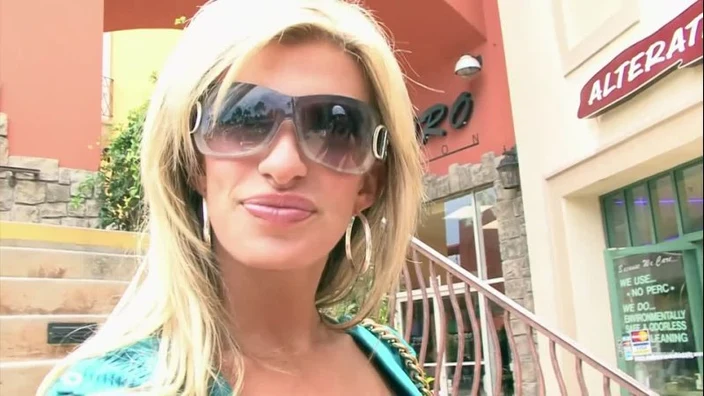 Kendall Brooks - Horny MILF Hunt 2