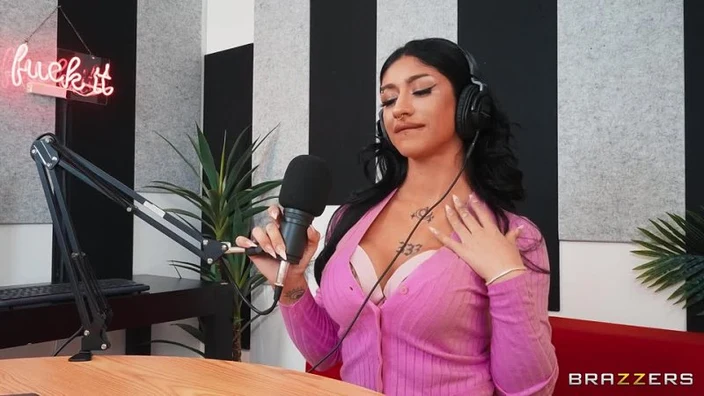 [Brazzers] - Luna Baby