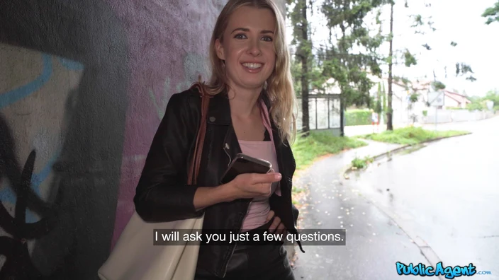 PublicAgent - Adriana SweetBlonde aka Amelia Jones, Lenka Sosh - It's Wet Outside, Is It Wet Inside