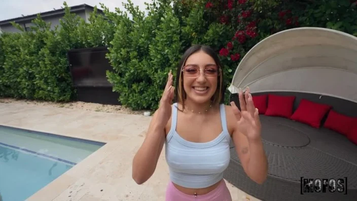 Violet Gems - Tries not to break a narrow pussy with a big dick