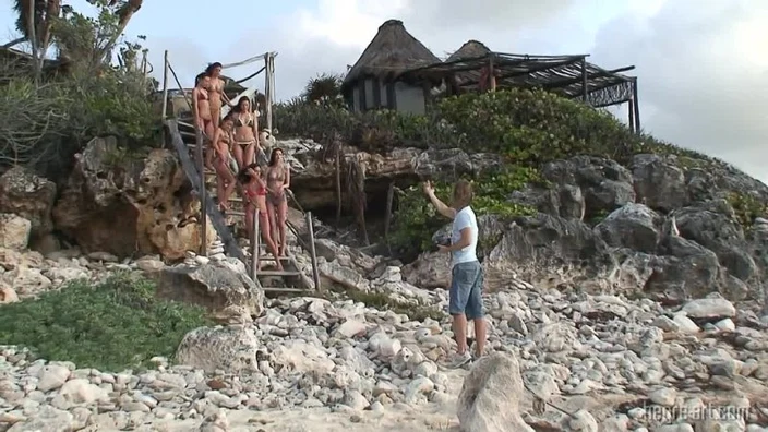 CMNF - Muriel - Behind the Scenes in Mexico