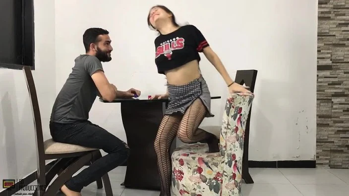 Me encanta la polla de mi hermanastro