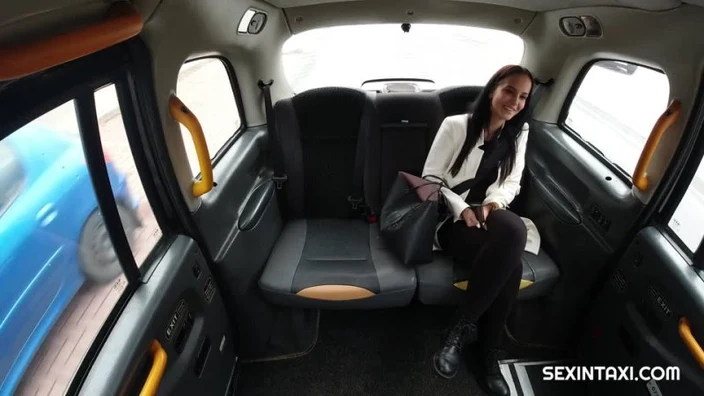 Jennifer Mendez - The Taxi Driver Cums in The Pussy(BigTitCreamPie)