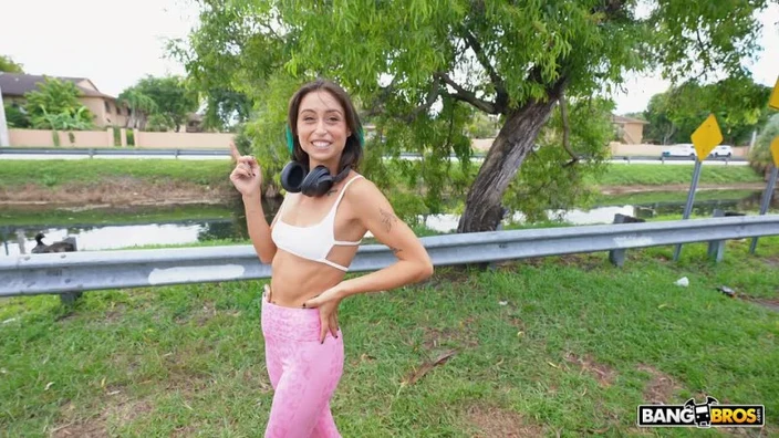 BangBus Jessie Belle