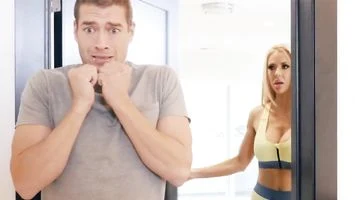 sports bra